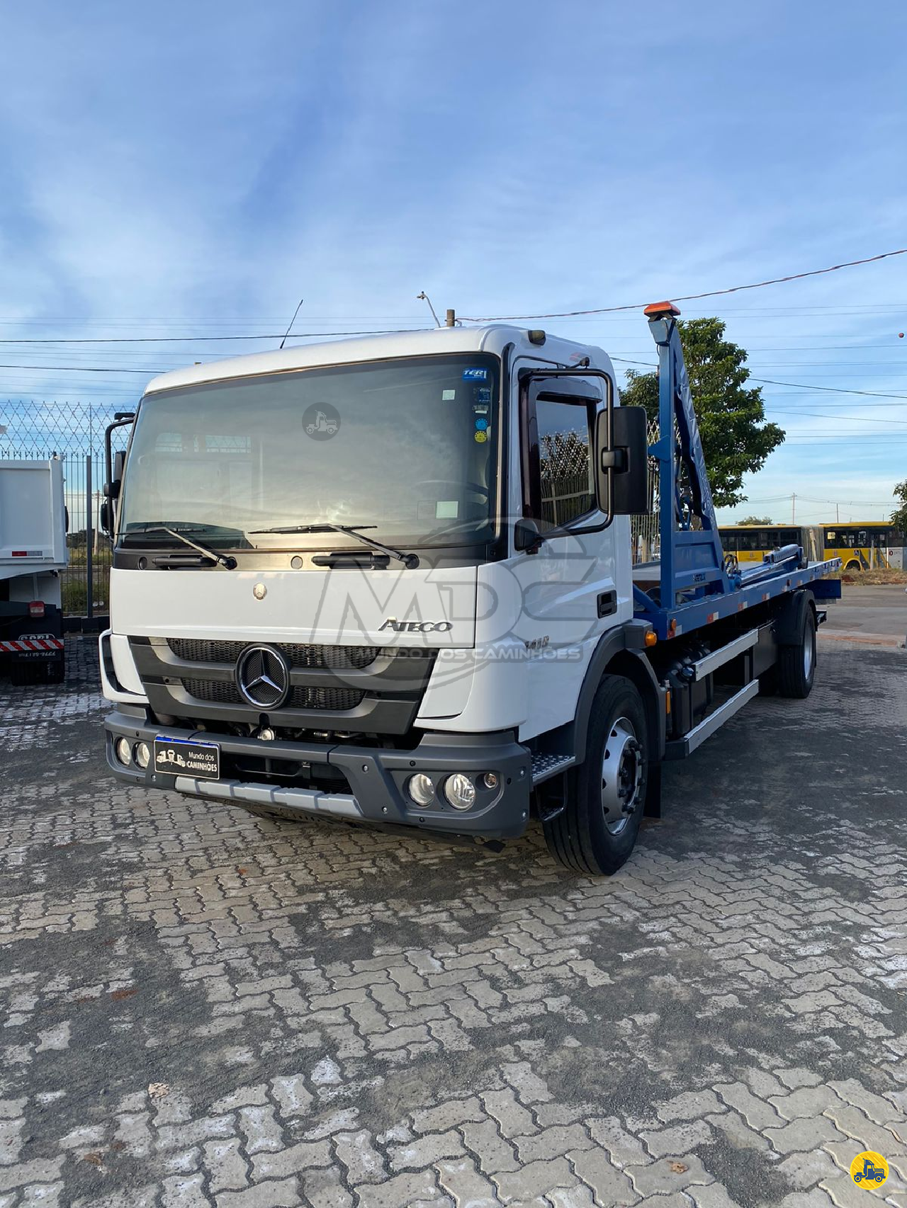 CAMINHAO MERCEDES-BENZ MB 1419 Toco 4x2 Mundo dos Caminhões SUMARE SÃO PAULO SP